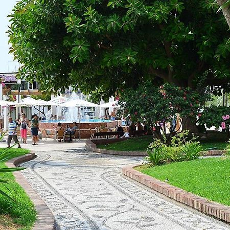 Soleado Apartamento En Нерха Екстериор снимка